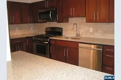 16-06 Jordan Road, Fair Lawn, NJ 07410 - Photo 7