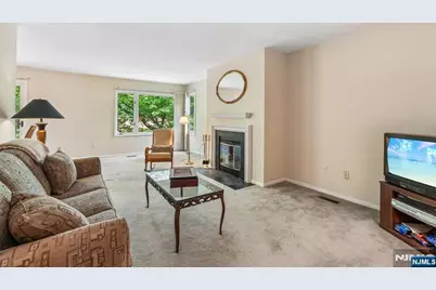 220 Mountain View Drive 220 #220, Mahwah, NJ 07430 - Photo 7