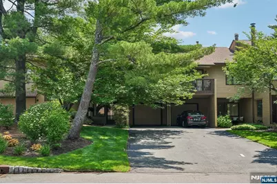 220 Mountain View Drive 220 #220, Mahwah, NJ 07430 - Photo 1