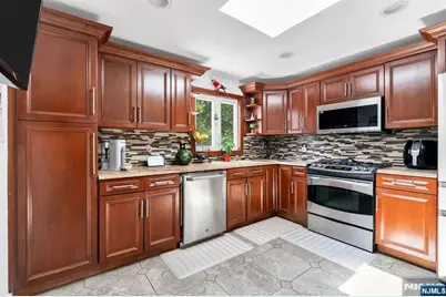 153 Mt Vernon Street, Ridgefield Park, NJ 07660 - Photo 15