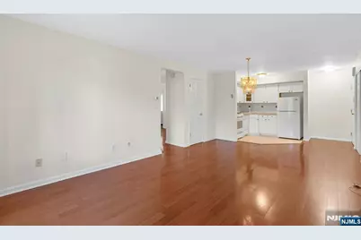 1419 Faulkner Court, Mahwah, NJ 07430 - Photo 11