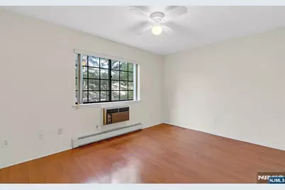 1419 Faulkner Court, Mahwah, NJ 07430 - Photo 13