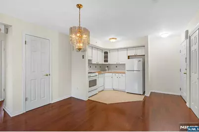 1419 Faulkner Court, Mahwah, NJ 07430 - Photo 7
