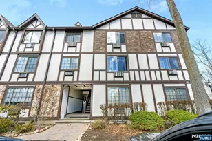 1419 Faulkner Ct, Mahwah, NJ 07430 - Photo 1
