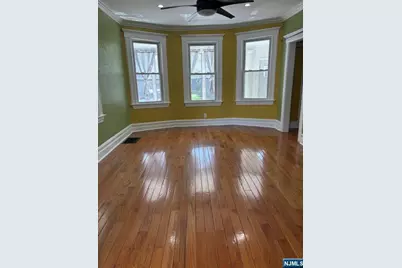 295 Pine Street, Lyndhurst Township, NJ 07071 - Photo 13