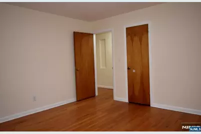 356 Slocum Way, Fort Lee, NJ 07024 - Photo 13