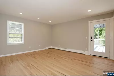 415 Goffle Road, Wyckoff Township, NJ 07481 - Photo 15