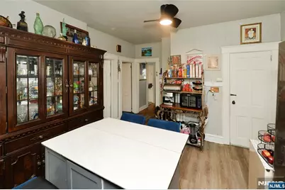 18 Parker Avenue, Hawthorne, NJ 07506 - Photo 9