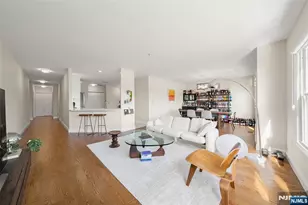 250 The Promenade, Edgewater, NJ 07020 - Photo 3