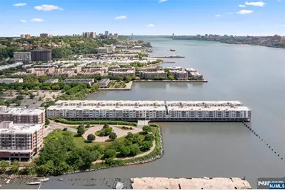 250 The Promenade, Edgewater, NJ 07020 - Photo 21