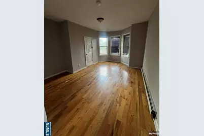 149 Fairmount Avenue 1 #1, Newark, NJ 07103 - Photo 1