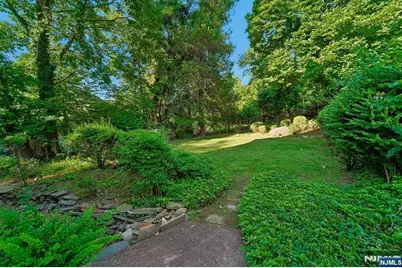 124 Walker Road, West Orange Township, NJ 07052 - Photo 37