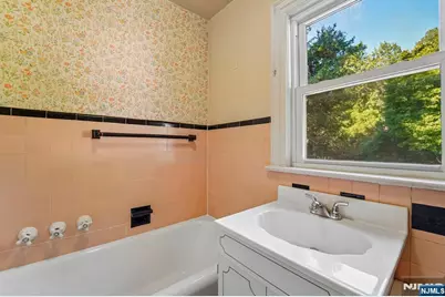 124 Walker Road, West Orange Township, NJ 07052 - Photo 25