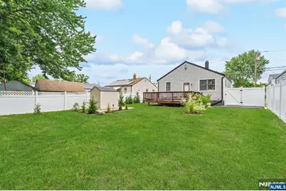 316 Boulevard S, Saddle Brook Township, NJ 07663 - Photo 5