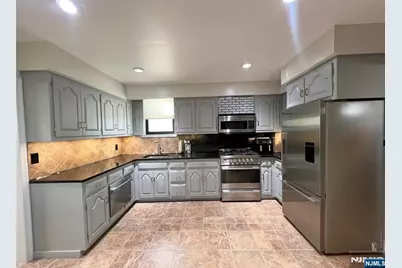 80 Ray Street, Garfield, NJ 07026 - Photo 9