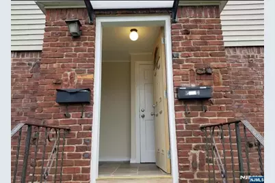 83 Macarthur Avenue 1st. Floor #1st. floor, Lodi, NJ 07644 - Photo 1