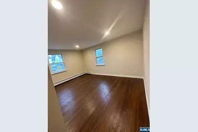 83 Macarthur Avenue 1st. Floor #1st. floor, Lodi, NJ 07644 - Photo 7