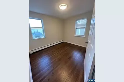 83 Macarthur Avenue 1st. Floor #1st. floor, Lodi, NJ 07644 - Photo 9