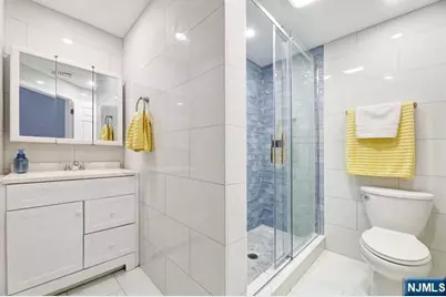 22 Engle Street R17 #R17, Englewood, NJ 07631 - Photo 1