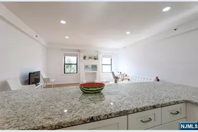 22 Engle Street R17 #R17, Englewood, NJ 07631 - Photo 27