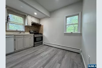 200 E Madison Avenue 2nd Fl #2nd Fl, Dumont, NJ 07628 - Photo 15