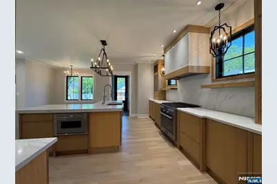 671 Delaware Avenue, Ridgewood, NJ 07450 - Photo 9