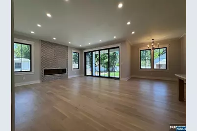 671 Delaware Avenue, Ridgewood, NJ 07450 - Photo 7