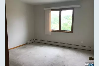 411 Chestnut Street 2 #2, Ridgefield, NJ 07657 - Photo 5