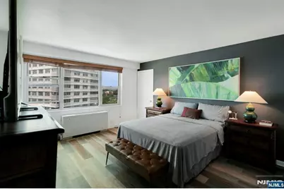 2077 Center Avenue 9E #9E, Fort Lee, NJ 07024 - Photo 9