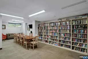 2077 Center Ave 9E, Fort Lee, NJ 07024 - Photo 17