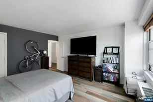 2077 Center Ave 9E, Fort Lee, NJ 07024 - Photo 11