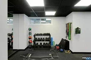 2077 Center Ave 9E, Fort Lee, NJ 07024 - Photo 15