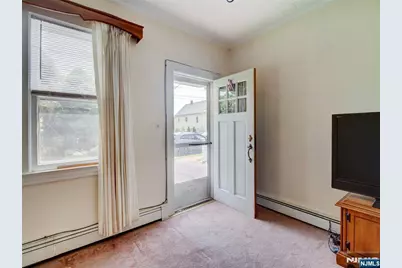 213 Kipp Avenue, Elmwood Park, NJ 07407 - Photo 3