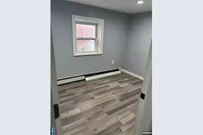 166 Lincoln Place, Garfield, NJ 07026 - Photo 9