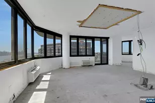 100 Carlyle 16 J/K N, Cliffside Park, NJ 07010 - Photo 23