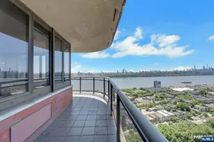 100 Carlyle 16 J/K N, Cliffside Park, NJ 07010 - Photo 31