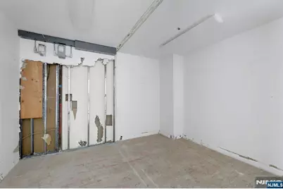 100 Carlyle 16 J/K N #16 J/K N, Cliffside Park, NJ 07010 - Photo 39