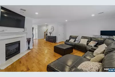 310 6th Street A #A, Fairview, NJ 07022 - Photo 3