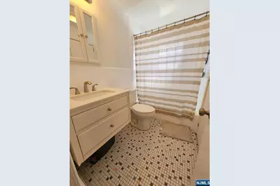 15 Dell Glen Avenue 1 #1, Lodi, NJ 07644 - Photo 7