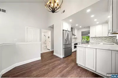 25 Woods Edge Road, Old Tappan, NJ 07675 - Photo 5
