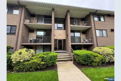 460B Liberty 208 #208, Little Ferry, NJ 07643 - Photo 3