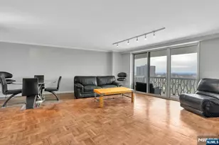 2000 Linwood Ave 9E, Fort Lee, NJ 07024 - Photo 3