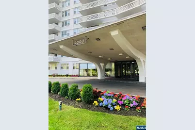 2000 Linwood Avenue 9E #9E, Fort Lee, NJ 07024 - Photo 13