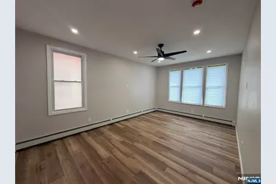 9 Van Nostrand Avenue, Jersey City, NJ 07305 - Photo 9