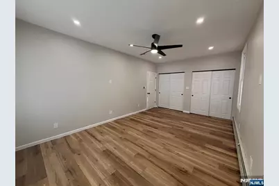 9 Van Nostrand Avenue, Jersey City, NJ 07305 - Photo 11