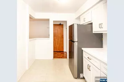 208 Anderson Street S2F #S2F, Hackensack, NJ 07601 - Photo 19