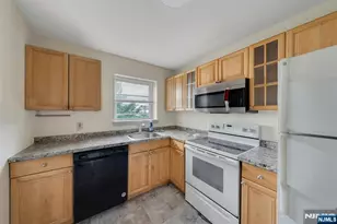 205 Bergen Turnpike 2A, Ridgefield Park, NJ 07660 - Photo 11