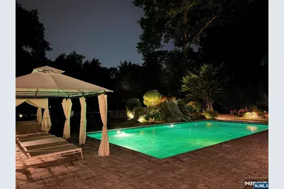 111 Hudson Avenue, Tenafly, NJ 07670 - Photo 37
