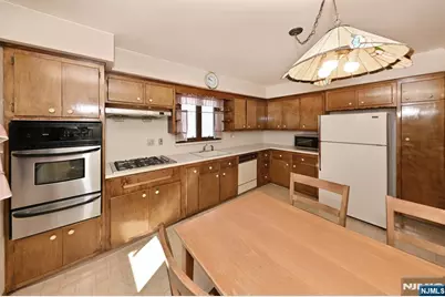 468 Bergen Avenue, Maywood, NJ 07607 - Photo 7