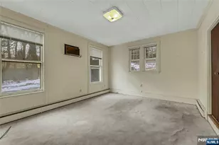 16 Mountain Ave, Montclair, NJ 07042 - Photo 13